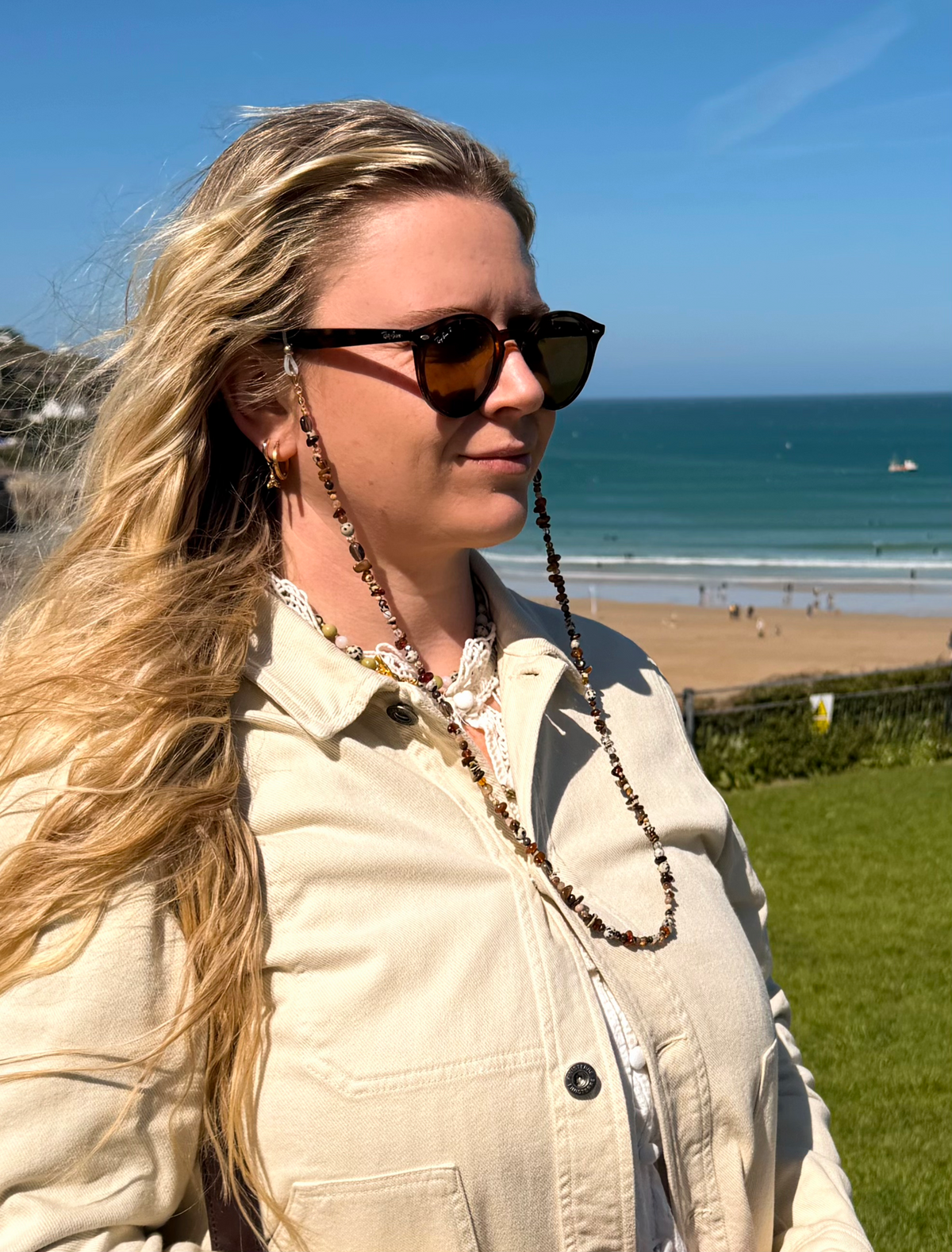 Sunglasses chain